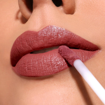 Lip Divine Liquid Lipstick (010, Rogue) - MeStore - Moira Beauty