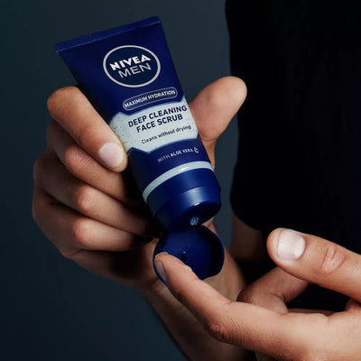 Nivea Face Care Maximum Hydration Face Scrub - 4.4 Oz - MeStore - Nivea