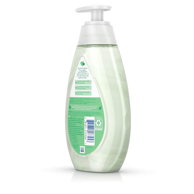 Roll over image to zoom in Johnsons Baby Soothing Vapor Bath 13.6 Ounce (400ml) - MeStore - Johnson's